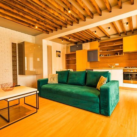 Aty Apartament Năvodari Екстериор снимка