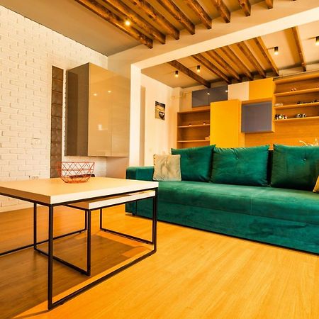 Aty Apartament Năvodari Екстериор снимка