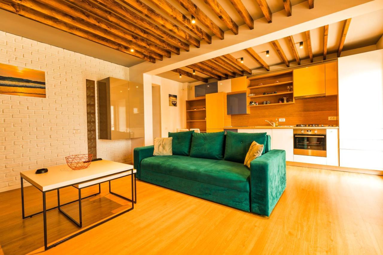 Aty Apartament Năvodari Екстериор снимка