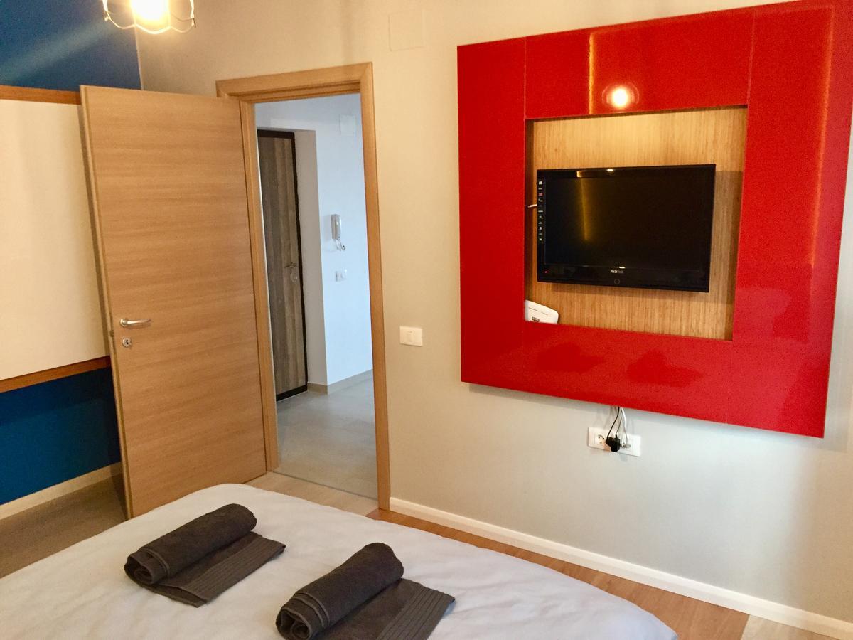 Aty Apartament Năvodari Екстериор снимка