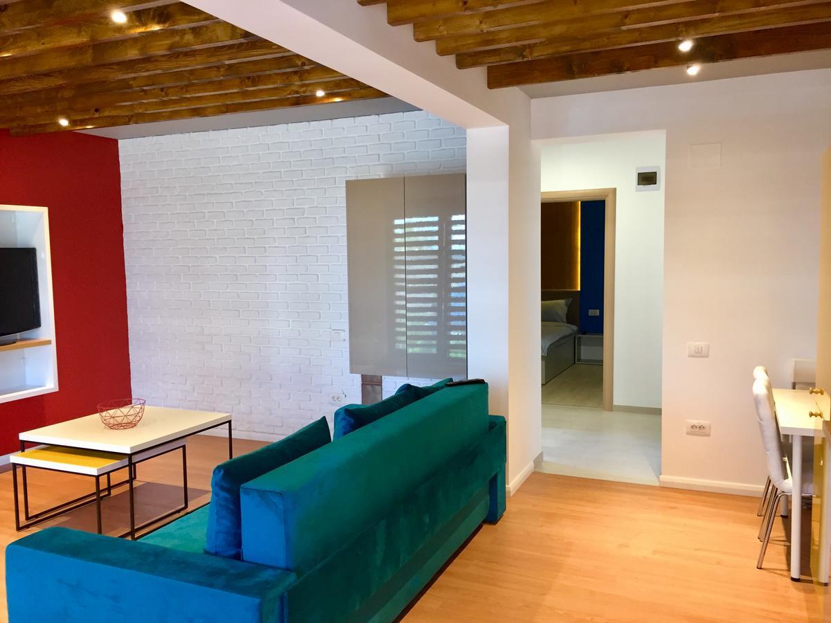 Aty Apartament Năvodari Екстериор снимка
