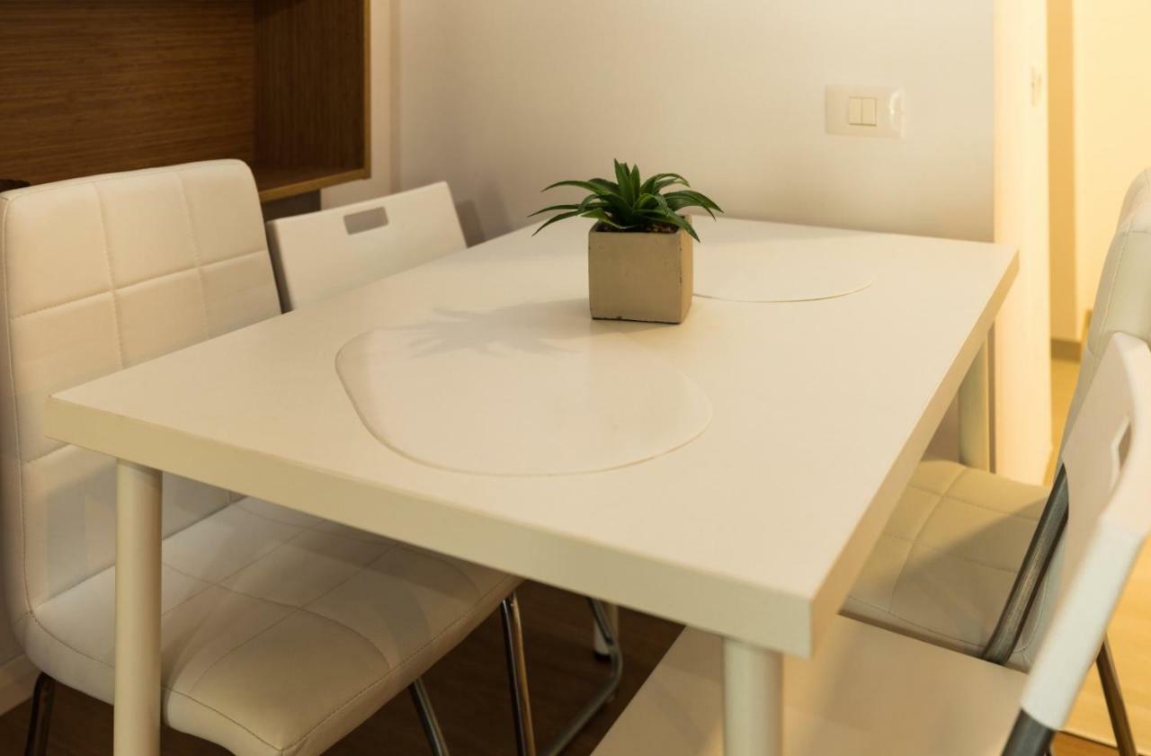 Aty Apartament Năvodari Екстериор снимка